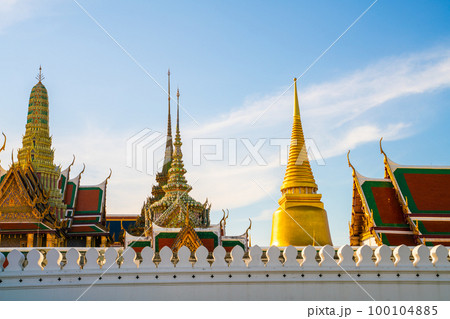 Royal grand palace temple of the Emerald Buddha sight seiing travel 100104885