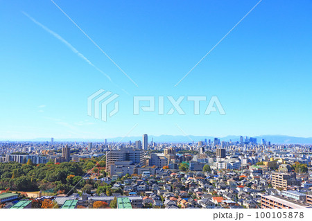 多くの高層ビルが立ち並ぶ名古屋市中心部の風景 多くの高層ビルが立ち並ぶ名古屋市中心部の風景 100105878