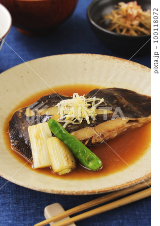 カレイの煮付け カレイの煮付け 100118072