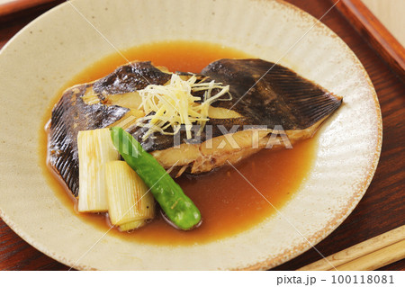 カレイの煮付け カレイの煮付け 100118081