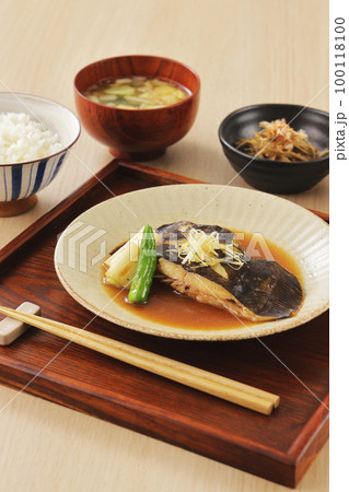 カレイの煮付け カレイの煮付け 100118100