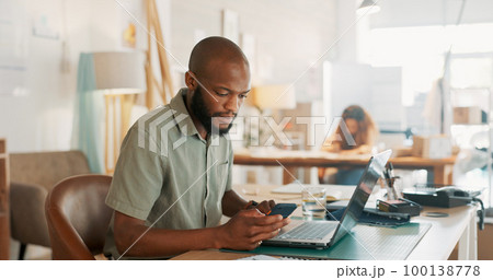 Strategy, laptop and business people meeting in office talking, in conversation and brainstorming ideas. Teamwork, businessman and woman in workplace working on marketing project in startup company 100138778