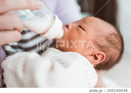 育児　新生児 100140046