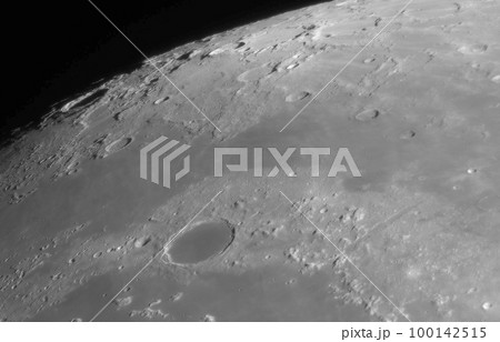 月面 100142515
