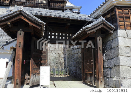 伊予松山城紫竹門 伊予松山城紫竹門 100152951