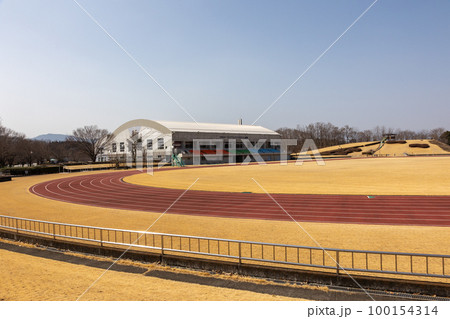 もみじ平総合公園　陸上競技場　 100154314