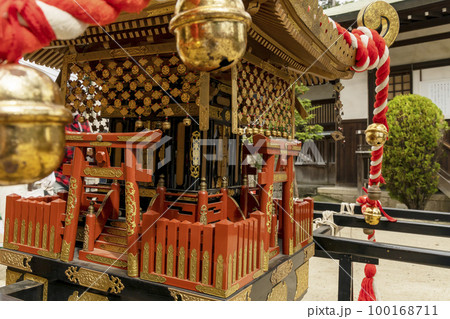 素戔嗚尊神社(江坂神社)秋の神輿風景-3 素戔嗚尊神社(江坂神社)秋の神輿風景-3 100168711