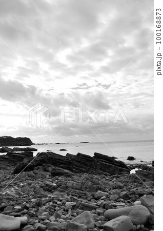 海 海 100168873