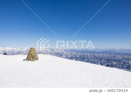 八方尾根スキー場の冬景色 100170414