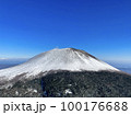 青のグラデーションとガトーショコラ　浅間山 100176688