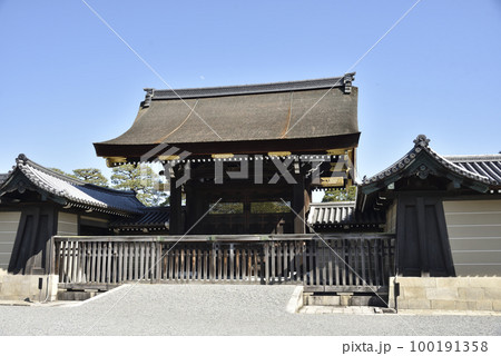 宜秋門　京都御所 100191358