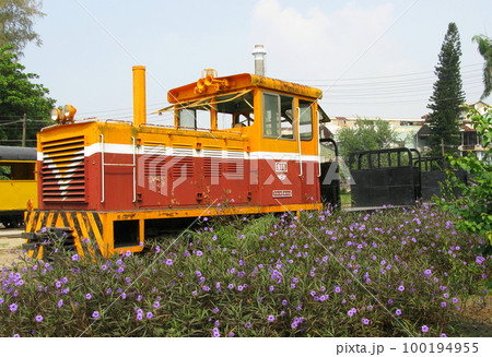 台湾糖業博物館(高雄)、屋外に保存されている五分車(トロッコ) 台湾糖業博物館(高雄)、屋外に保存されている五分車(トロッコ) 100194955