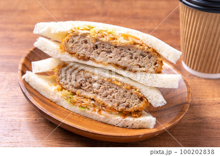 メンチカツサンド 100202838