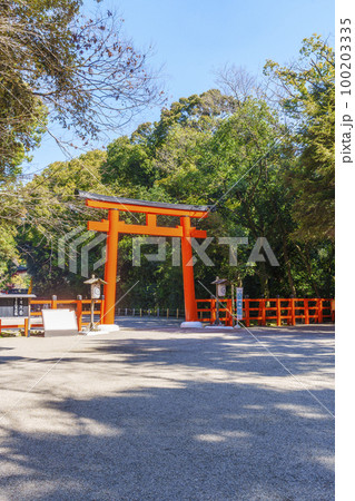 京都 下鴨神社 南口鳥居 二の鳥居 京都 下鴨神社 南口鳥居 二の鳥居 100203335