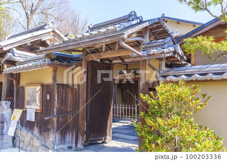 鴨社資料館・秀穂舎・旧浅田家住宅(下鴨神社旧社家)　 100203336