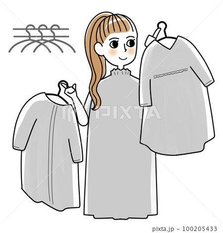 服を見比べる女性 100205433