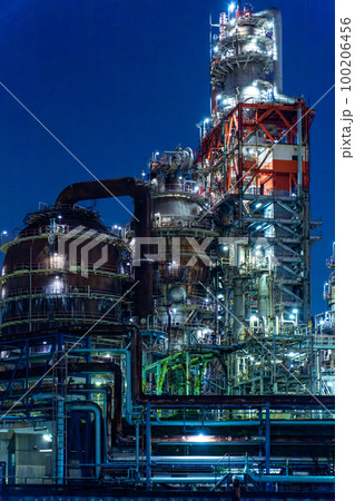 京浜工業地帯のクルーズ　夜景工場クルーズ　工場クルーズ 100206456