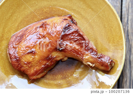 骨付きチキンレッグの照り焼き 骨付きチキンレッグの照り焼き 100207136