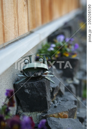 花壇の置物 100208590