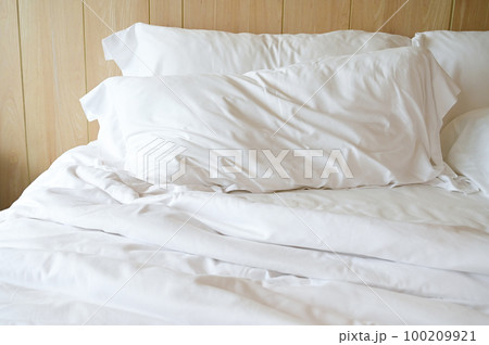 white bed and pillows in the room white bed and pillows in the room 100209921
