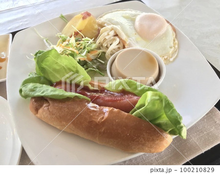 美味しい朝食 美味しい朝食 100210829