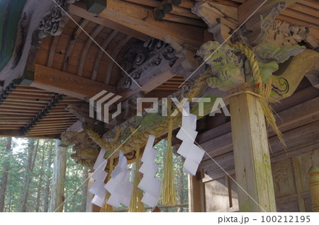 信州　安曇野　堀金の賀茂神社　浅川豊八の大隅流彫刻がみごとな本殿　江戸時代建造 100212195