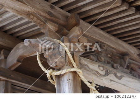 信州　安曇野　堀金の上堀諏訪神社　秋葉社本殿　安曇野の名匠　立川豊八の作品　文政年間の建立 100212247