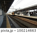 阪神電車・ホーム 100214663