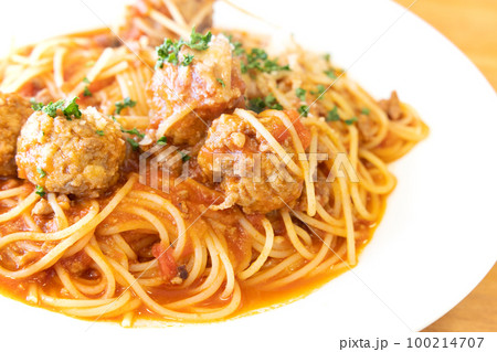 美味しいミートボールのスパゲティー 100214707