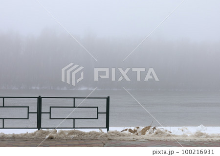 Fog on the winter beach, Chernihiv city winter fog 100216931