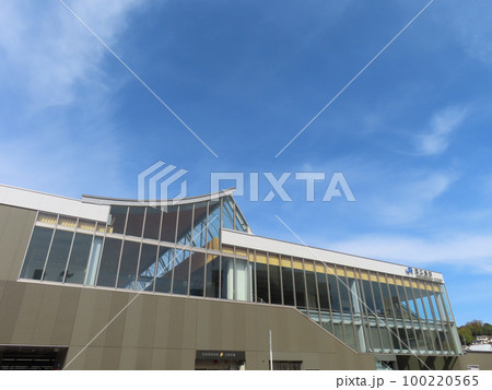 JR西広島駅の新橋上駅舎 JR西広島駅の新橋上駅舎 100220565