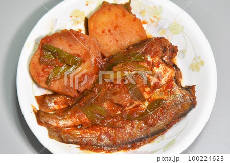 魚 シーフード 食べ物 100224623