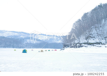 氷上ワカサギ釣り 100242255