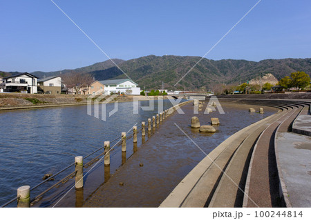 福井県敦賀市櫛川河川公園 100244814