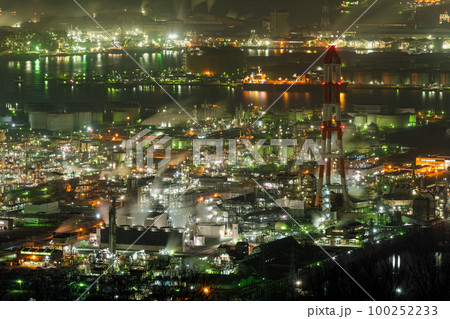 《岡山県》水島コンビナート・工場夜景_鷲羽山スカイラインより撮影 100252233