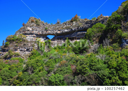 【大分県】晴天の古羅漢の景（耶馬渓） 100257462