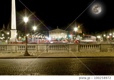 Place de la Concorde and  Obelisk of Luxor at Night (with the moon), Paris, France 100258972