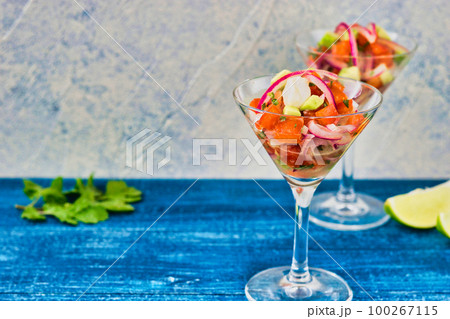 メキシコ料理のセビーチェ 100267115
