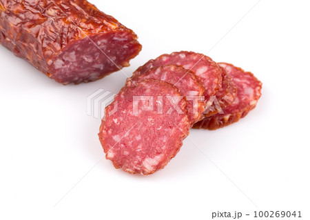 sliced salami 100269041