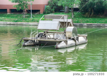 Water treatment machine for treating and making oxygen for dirty water 100271930