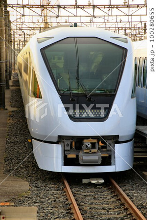 美しく輝く白磁の超豪華特急は日光・鬼怒川へ… 東武鉄道・新特急『スペーシアX』N100系 美しく輝く白磁の超豪華特急は日光・鬼怒川へ… 東武鉄道・新特急『スペーシアX』N100系 100280655