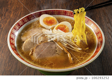 美味しいラーメン 100293252