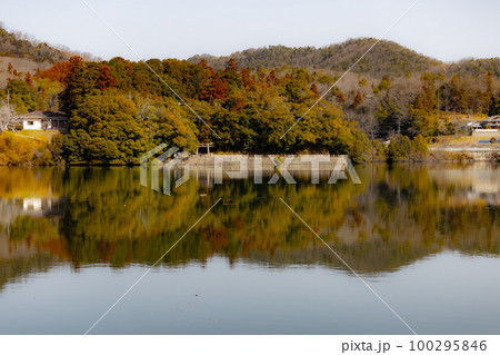 千苅水源地と波豆八幡神社 千苅水源地と波豆八幡神社 100295846