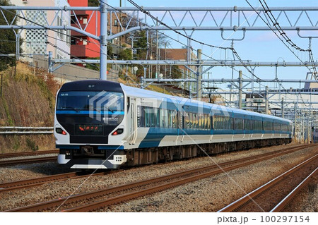 【JR東日本】E257系「踊り子」(東海道本線:横浜〜川崎) 【JR東日本】E257系「踊り子」(東海道本線:横浜〜川崎) 100297154