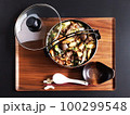 山形の芋煮鍋 100299548