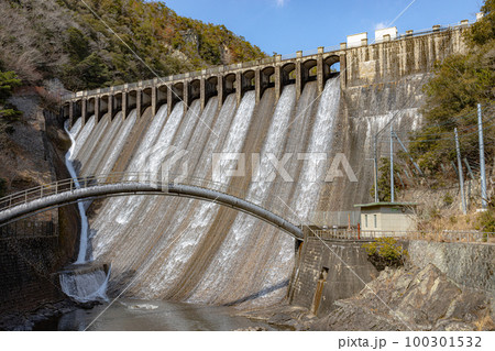 神戸市の水源、千苅ダム 100301532