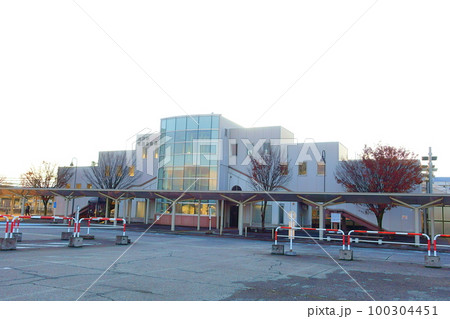 JR米沢駅 山形新幹線 奥羽本線 米坂線 JR米沢駅 山形新幹線 奥羽本線 米坂線 100304451
