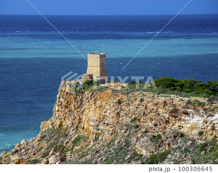 Golden Bay beach, Maltese islands 100306645