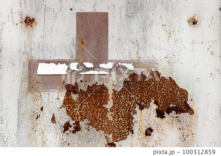 Flaking paint from the metal surface 100312859