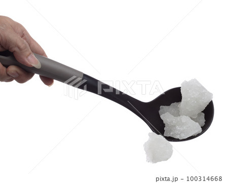 Rock Sugar fly pour from ladle turner, white crystal Rock Sugar abstract cloud floating. Big Rock Sugar splash throwing in air. white background isolated high speed freeze motion Rock Sugar fly pour from ladle turner, white crystal Rock Sugar abstract cloud floating. Big Rock Sugar splash throwing in air. white background isolated high speed freeze motion 100314668
